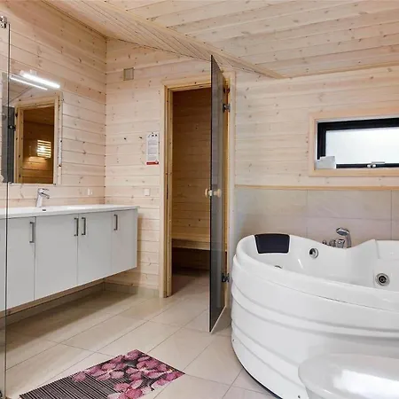 0410-romo-strandskaden-15 *